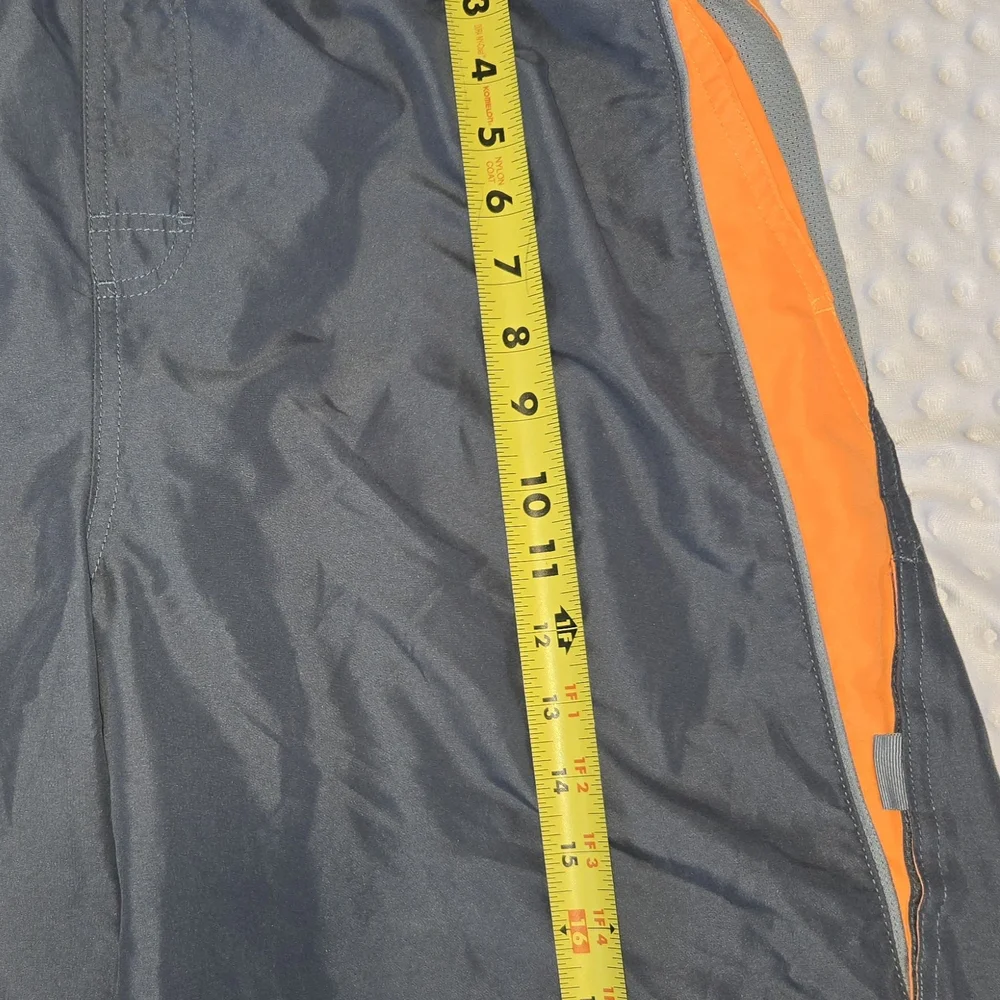 Nike Swimwear Mens XL Gray Orange Drawstring Elastic Waist‎ Pockets Mesh Lined